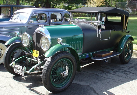 Antique 1926 Bentley - antique, car, bentley, green