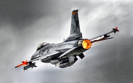 F 16 Fighting Falcon - aircraft, afterburner, armed, military