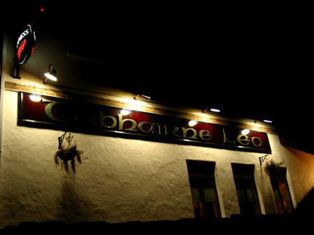 Pub Ireland - guinness, donegal, pub, irish, night, ireland, dark