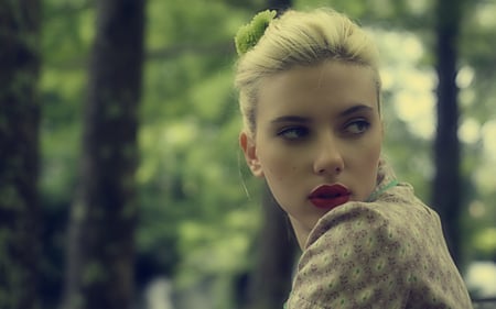 Scarlett Sexy blonde - actresses, beauty, blonde, hot, babe, scarlett johansson, movie, sexy, fashion