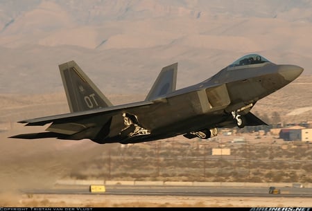 U.S.A.F  F-22A