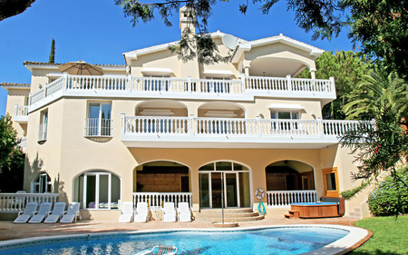 Pool - sky, balconies, trees, peaceful, chairs, villa, home, umbrella, green, architecture, house, grass, houses, summer, nature, chair, beautiful, pool