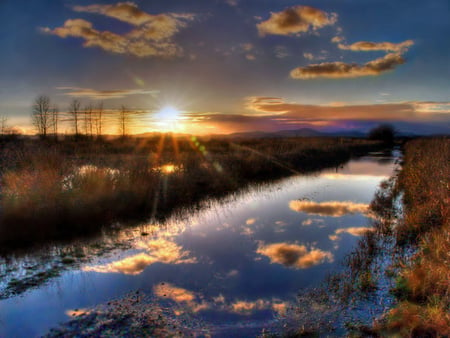 Setting Sun - river, clouds, sun, sky