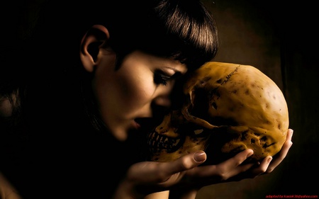 to be or not to be - skull, woman, face, emotion