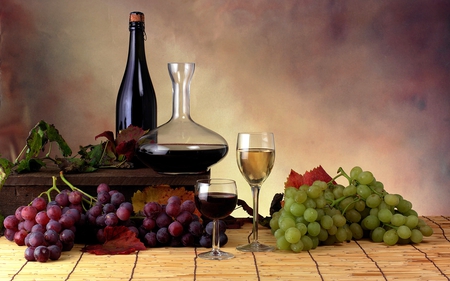 GRAPE EXTRACT - grapes, wine, stillife, bottle, red, green, juice, glass