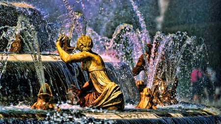 Fountain - water, fountain, beautiful, drops, statues, architecture, golden, france, statue