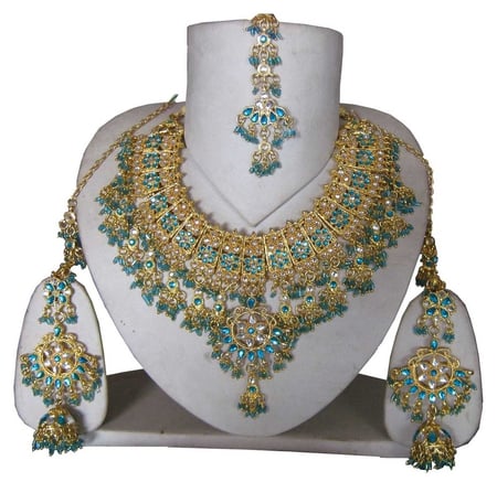 Costume Jewelry - jewelry, pretty, costume, fake