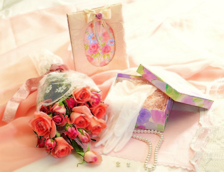 Beautiful Bouquet - pretty, roses, pearls, beautiful, photography, colors, lovely, pink, still life, bouquet, flowers, colorful, nature, rose, box, gloves