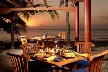 romantic dinner - relaxation, romantic, beach, food, night, sand, style, dinner, wine, recreation, nice, drinks, beautiful, vacation, cool, love, nature, design, restaurant