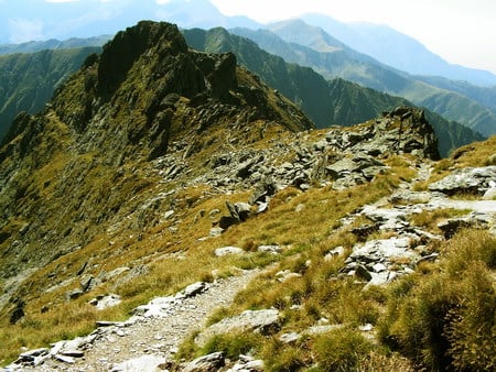 Fagaras mountains-Romania - trekking, romania, peaks, mountain