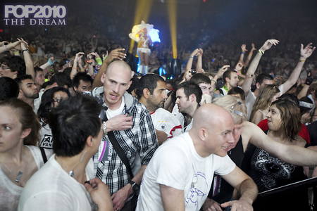 Infected mushroom - infected mushroom, people, trance, dj, fan, concert