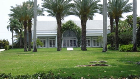 Maid's house at Flagler Museum - house, florida, flagler, palm beach