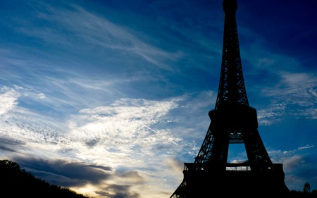 La Tour Eiffel - skies, trees, monument, blue, beautiful, twilight, architecture