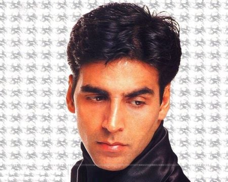 Handsome - bollywood, handsome, actor, smart, akshay kumar, hero