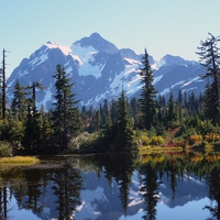 Image Lake Mount Shuksan