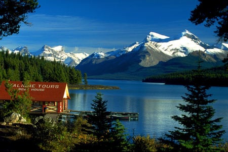 Lake Jasper - trees, boat house, snow, mountains, lake jasper