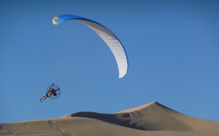 Flying the Sand Dunes - sports, motorized, dunes, desert, paragliding