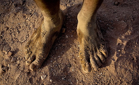 No Shoes - mud, dirty, sand, dark, feet, toes