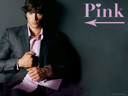 Tom Welling - male, pretty, lips, hair, eyes, actor, dress, pink shirt