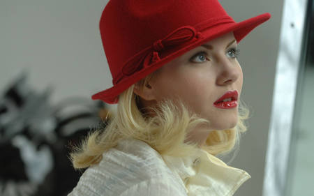 Red Hat & Red Lip - hat, hot, photography, blonde, eye, beauty, elisha cuthbert, hair, red, model, lip, face, sexy