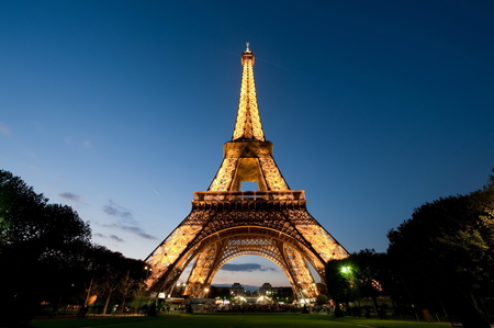 Tour d'Eiffel - paris, beautiful, lights, sights, night, architecture