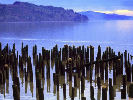 columbia_river_washington - sky, bamboo, water, beach, nature, mountain, blue