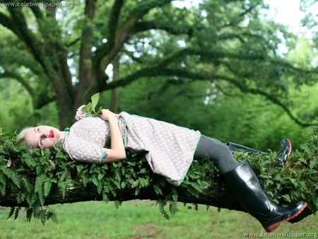 Scarlett Johansson - actress, pretty, female, cute pic, tree, boots