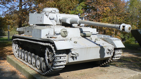 Pzkw4 Panzer Tank - germany, panzer, ww2, tank, pzkw, german