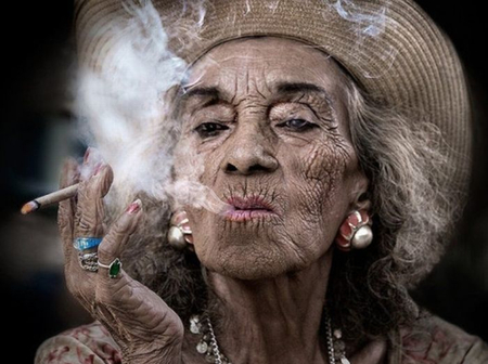 ''Very beautiful lady'' - lips, lady, woman, ugly, ring, smoke