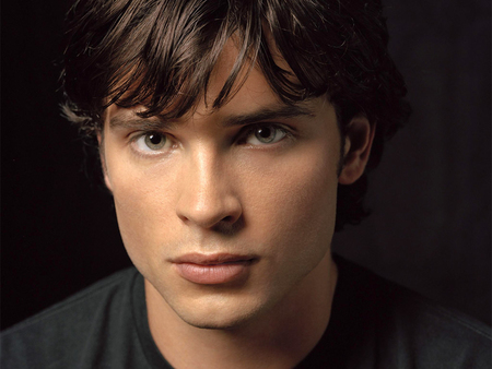 Tom Welling - face cute, handsome, male, nice lips, hair, blue eyes, actor