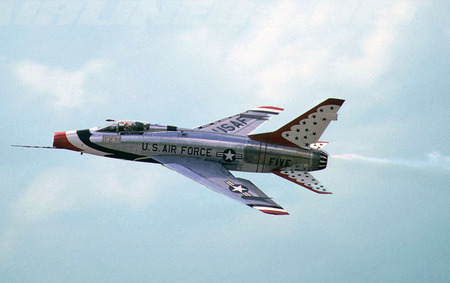 North American F-100 Super Sabre - f 100 super sabre, fighter jet, vietnam war, jet fighter