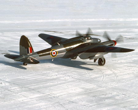 DeHavilland Mosquito - dehavilland, mosquito, world, ww2, war, raf, bomber