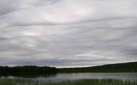 Clouds of Cream - gloomy, hills, overcast, reeds, lakes, nature, rolling, cloud, beautiful, formations