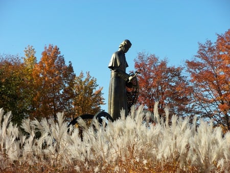 snowshoe priest - sculptures, architecture, monuments, snowshoe priest