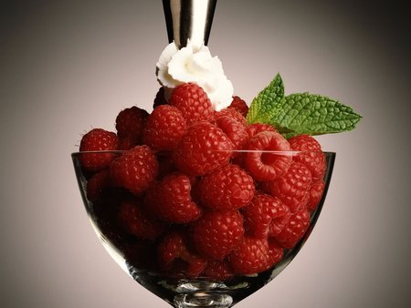 Raspberries - cream, cherry, hot, food, tasty, raspberries, berries, nature, red, raspberry, fruit, exotic, dessert, glass, candy