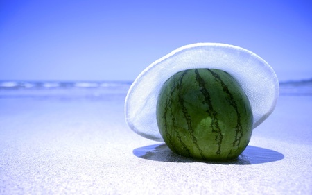 sun hat  - beach