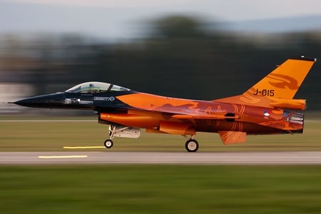 F-16 (J-015) - jet, f16, fighting, orange, ned, falcon, plane