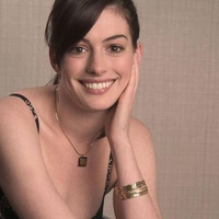 Anne Hathaway