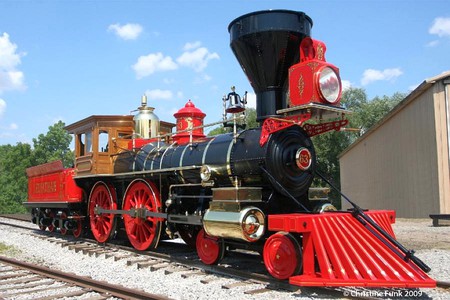 Beautiful Old Engine - train, picture, engine, beautiful, old, cool