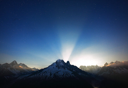 Moon Rise - moon, nature, beams, night, mountains