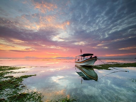 Boat - clouds, water, beautiful, boat, sea, beauty, colors, boats, colorful, sunset, peaceful, sky