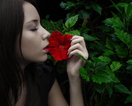 Snow white - lips, hand, woman, red, pale, flower