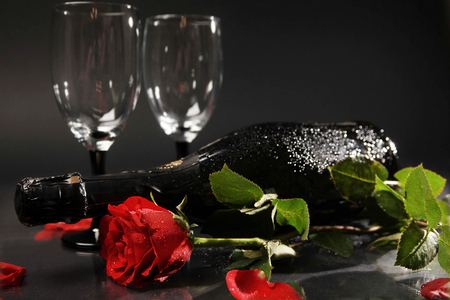 romance - bottle, beautiful, photography, drops, wet, romance, cool, flower, still life, mugs, drink, champagne, glasses, red, rose, nice