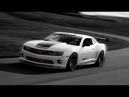 Chevrolet Camaro SSX Concept - white, concept, 2011, ssx, camaro