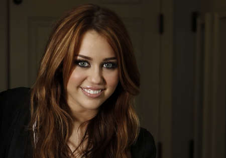 miley cyrus - girl, singer, miley cyrus, actress, artist