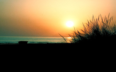 Sunrise - beautiful, beaches, boat, colors, ocean, reflection, nature, clear, sky