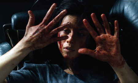 Martyrs My Lene Jampanoi - bloody, hands, woman