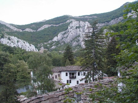 Cherepishki Monastery - house, trees, photography, mountain, rocks, bulgaria, monastery, religious