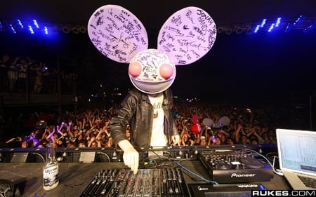 deadmau5 - mau5, club, pink, mixing