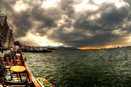 Storm comin - clouds, water, hot, tables, ocean, sky